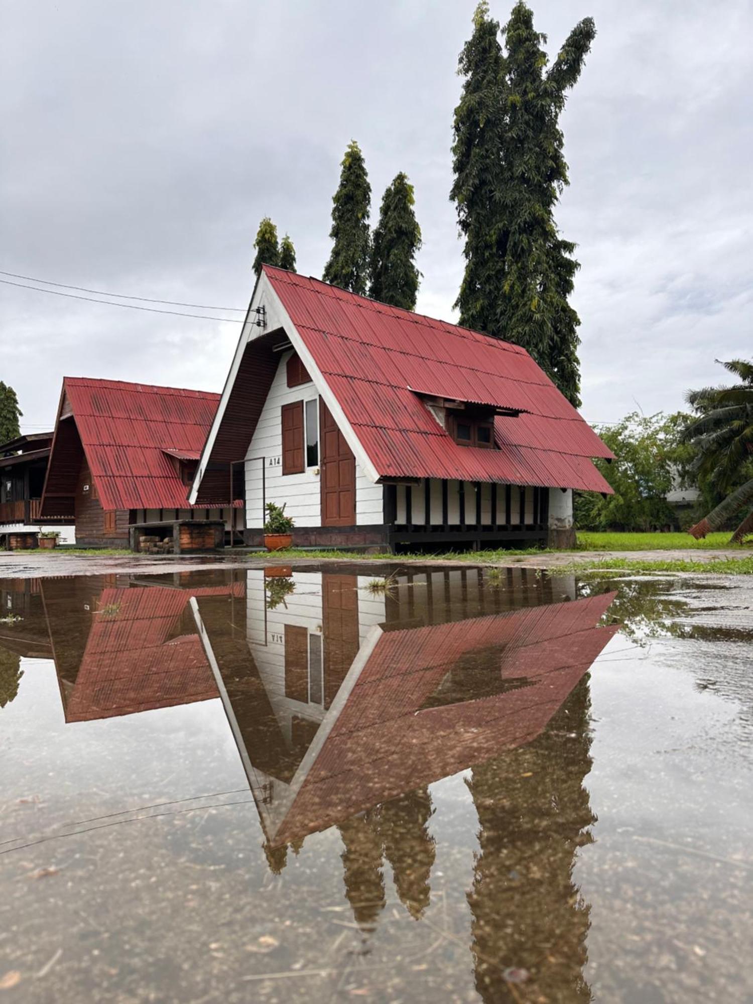 Mae Chaem Hotel And Resort Екстер'єр фото
