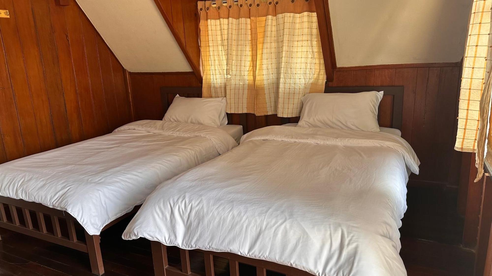 Mae Chaem Hotel And Resort Екстер'єр фото